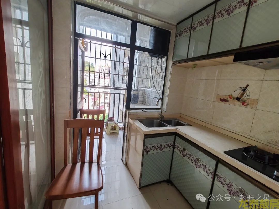 汇景湾电梯中层四房   7.5万首付