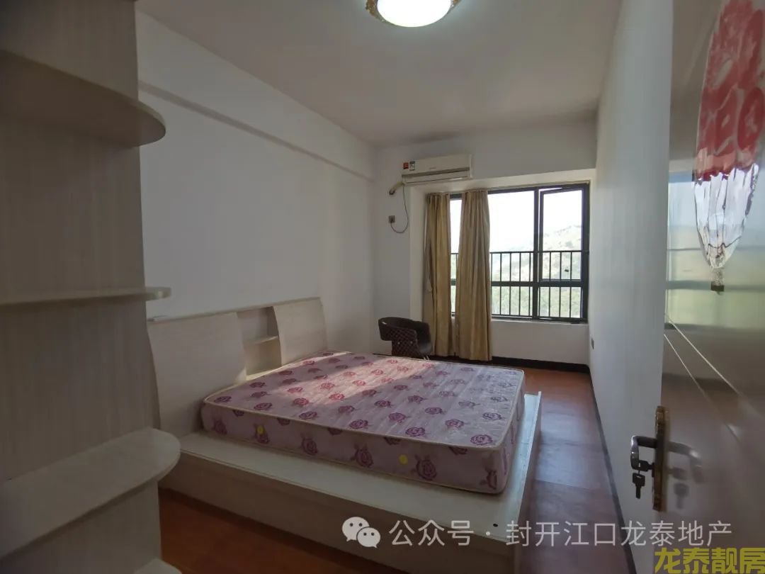 星河国际 124平大三房出售 厅大房宽