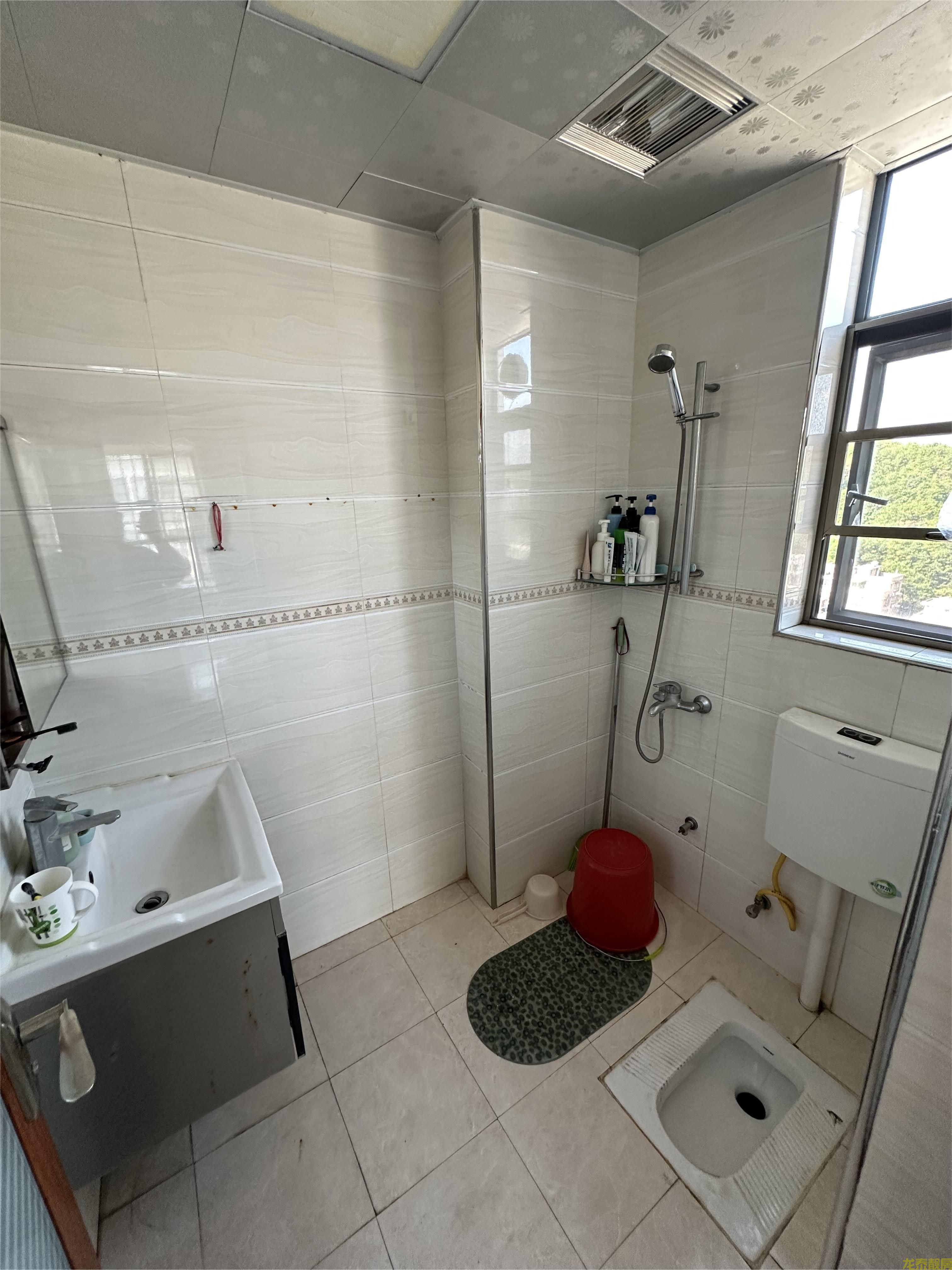 广信嘉园电梯靓层 南向