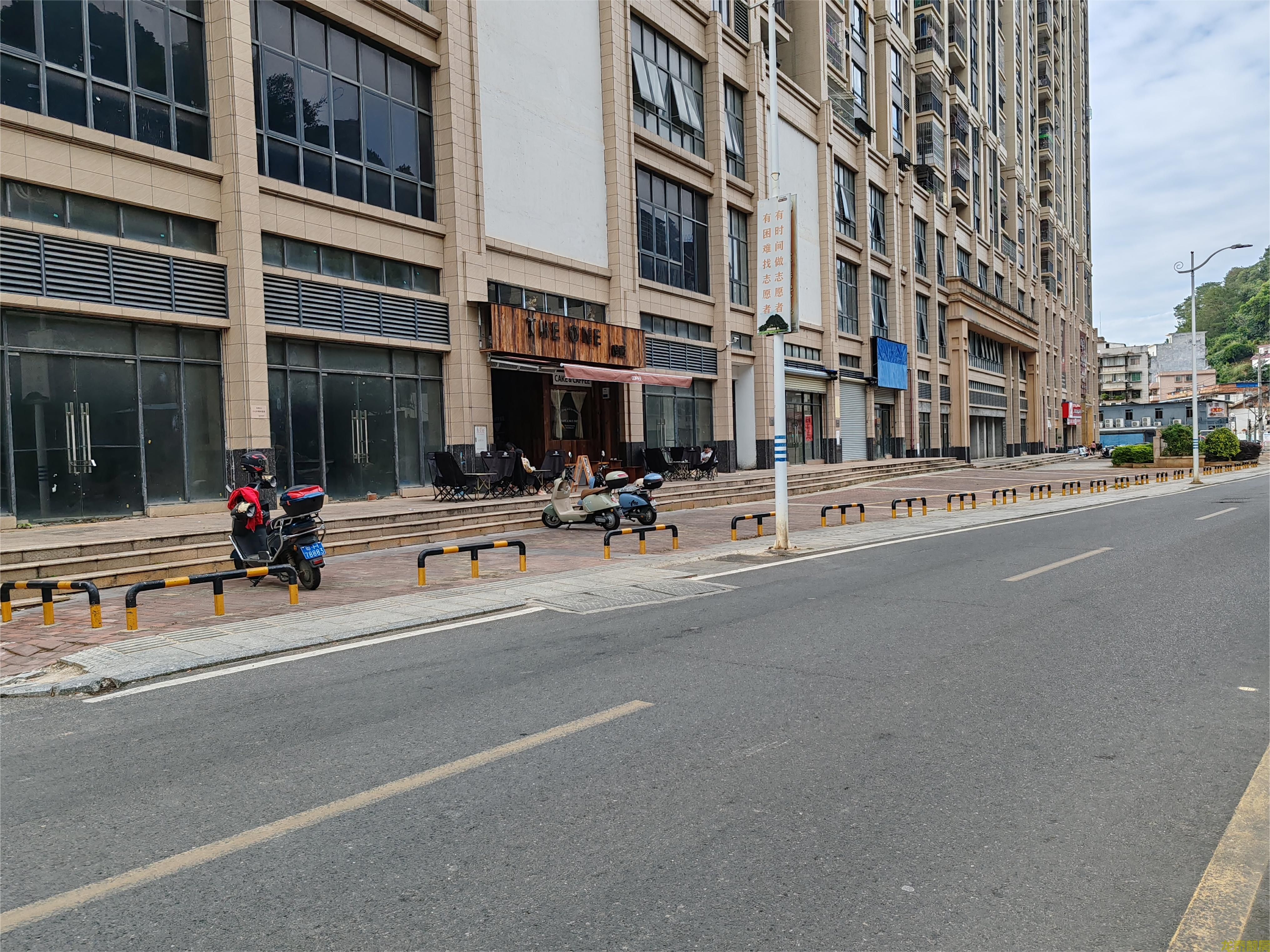 西堤领秀临街商铺出售