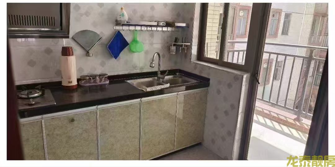 星河御景电梯小户型