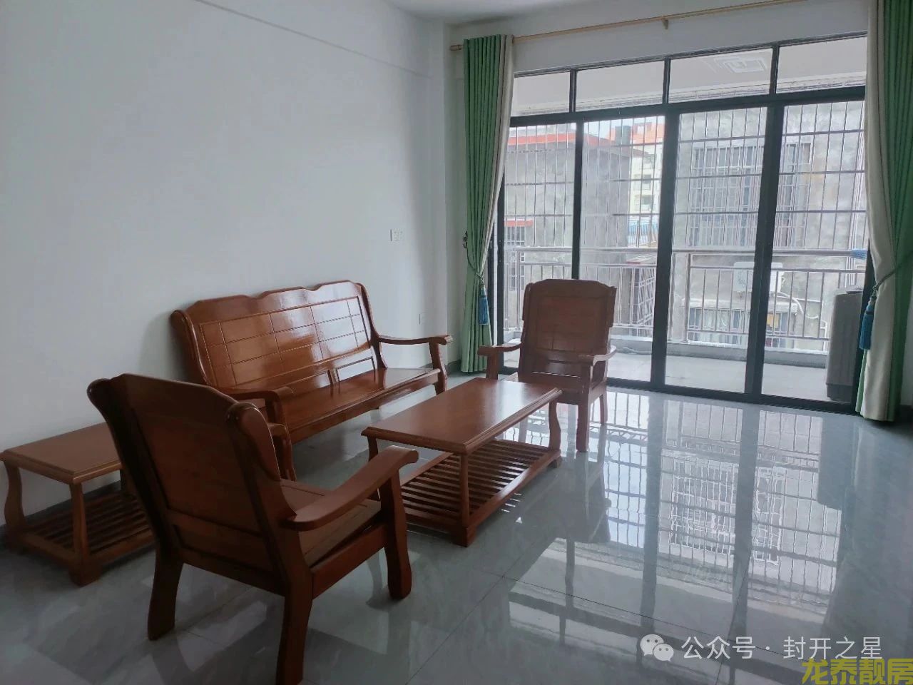 华润家园附近步梯4楼南向两房